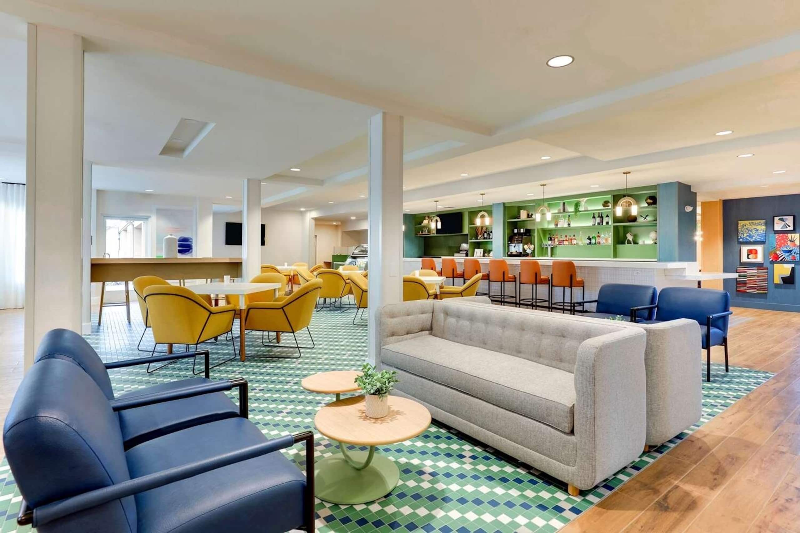Hotel in South San Francisco · ★4.54 · 2 bedrooms · 2 private baths - Image 24