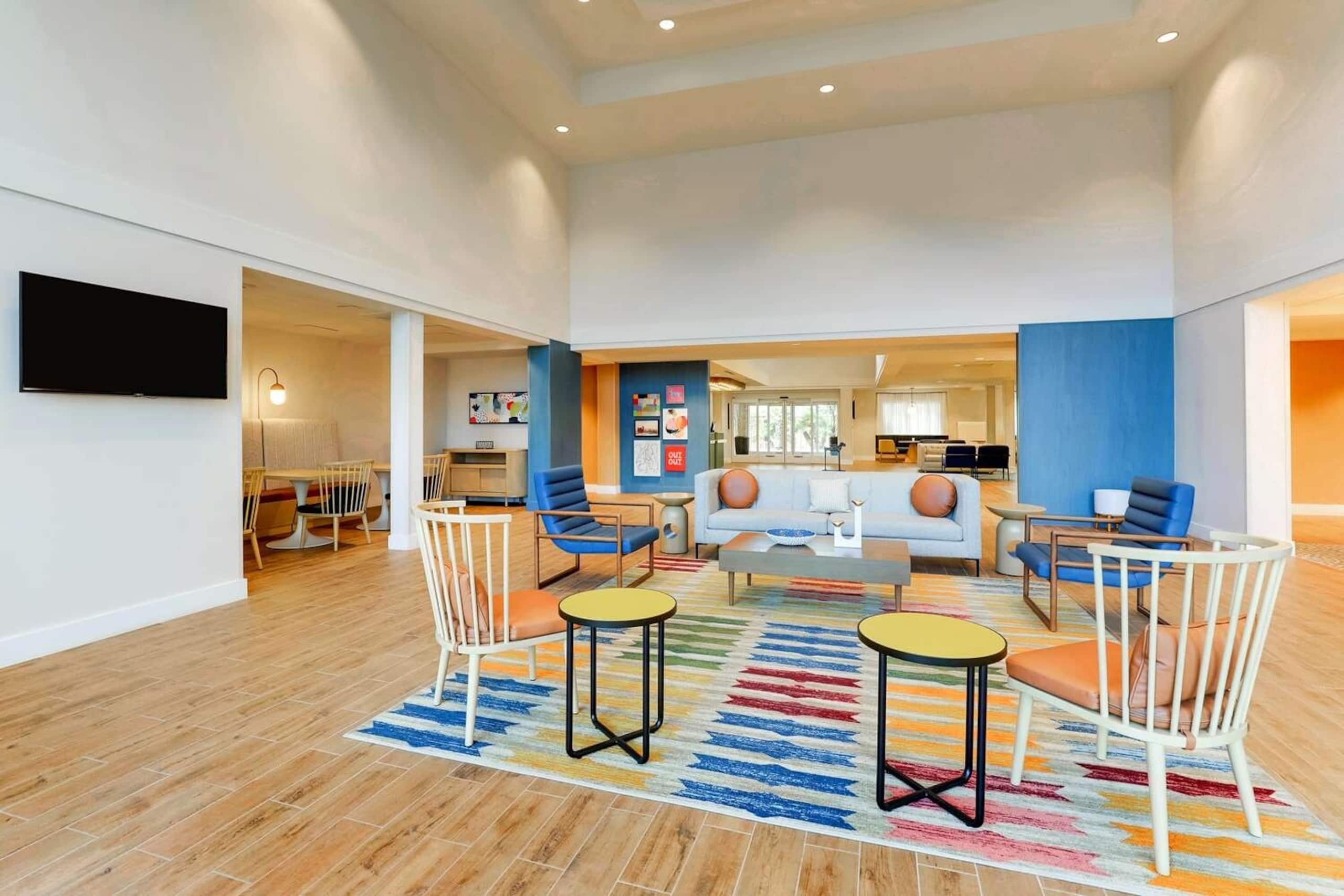 Hotel in South San Francisco · ★4.54 · 2 bedrooms · 2 private baths - Image 20