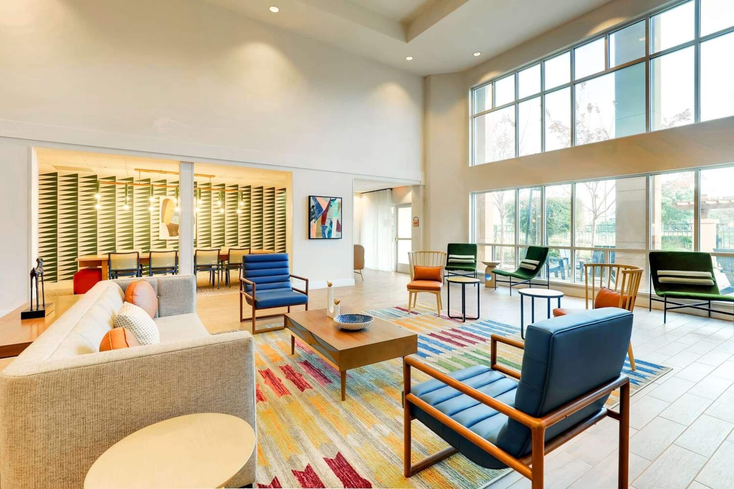Hotel in South San Francisco · ★4.54 · 2 bedrooms · 2 private baths - Image 21
