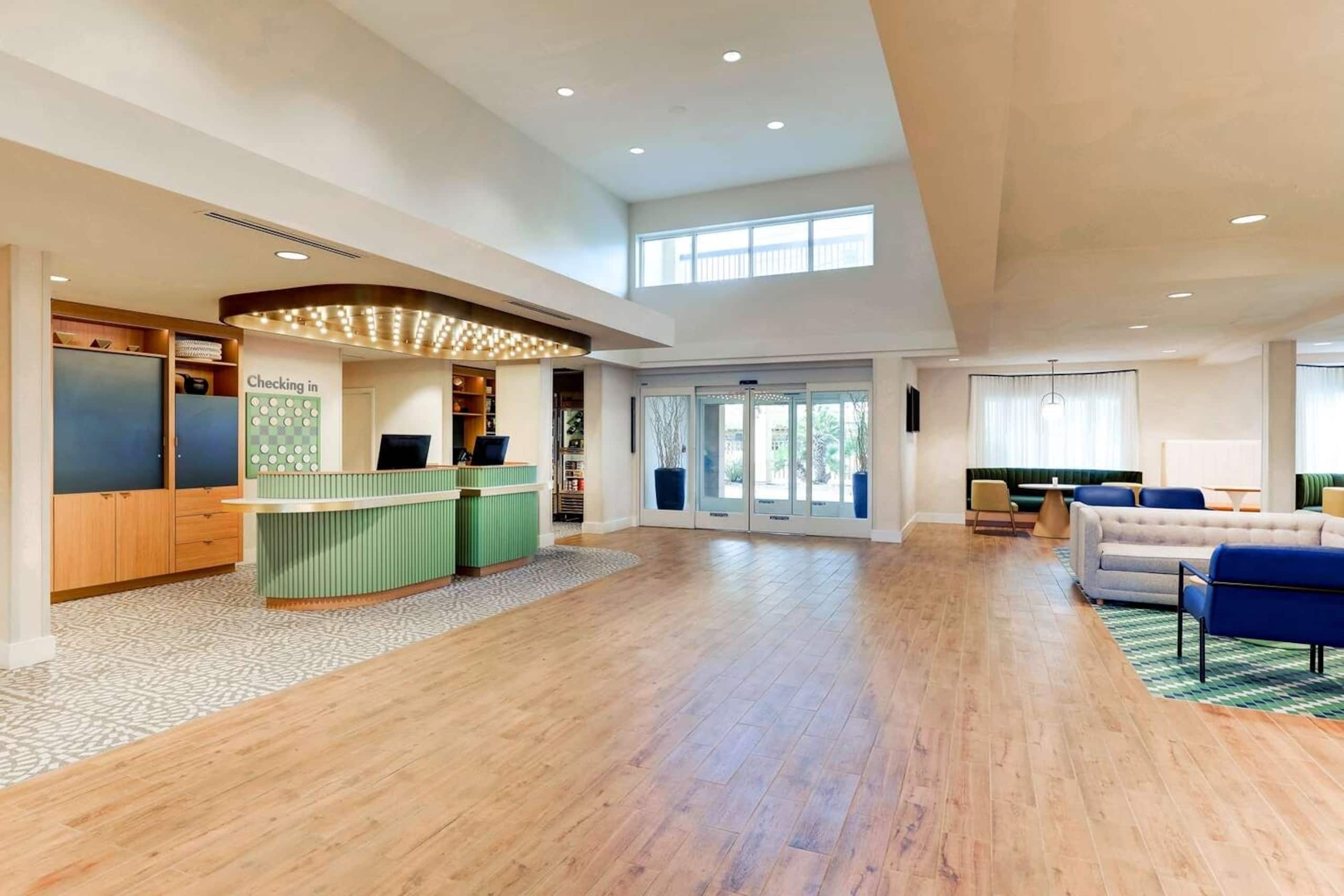 Hotel in South San Francisco · ★4.54 · 2 bedrooms · 2 private baths - Image 15