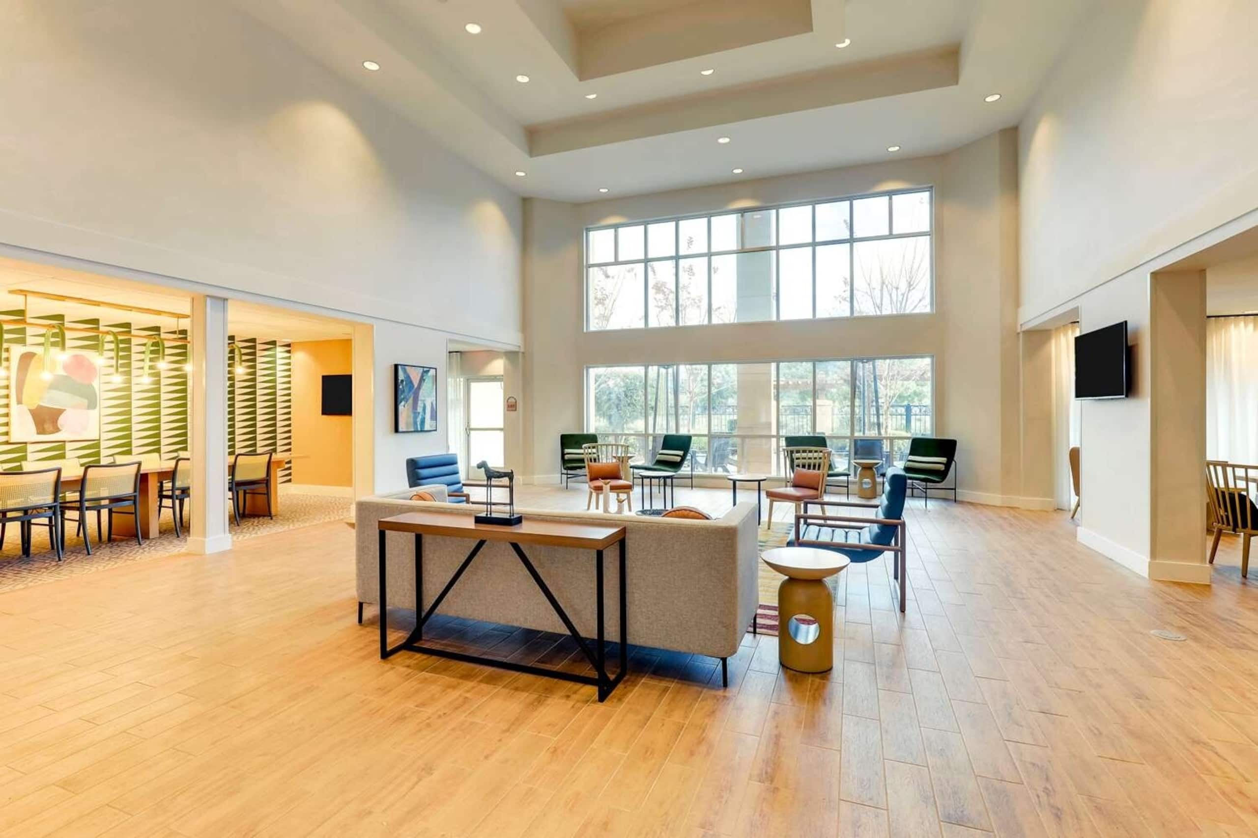 Hotel in South San Francisco · ★4.54 · 2 bedrooms · 2 private baths - Image 26