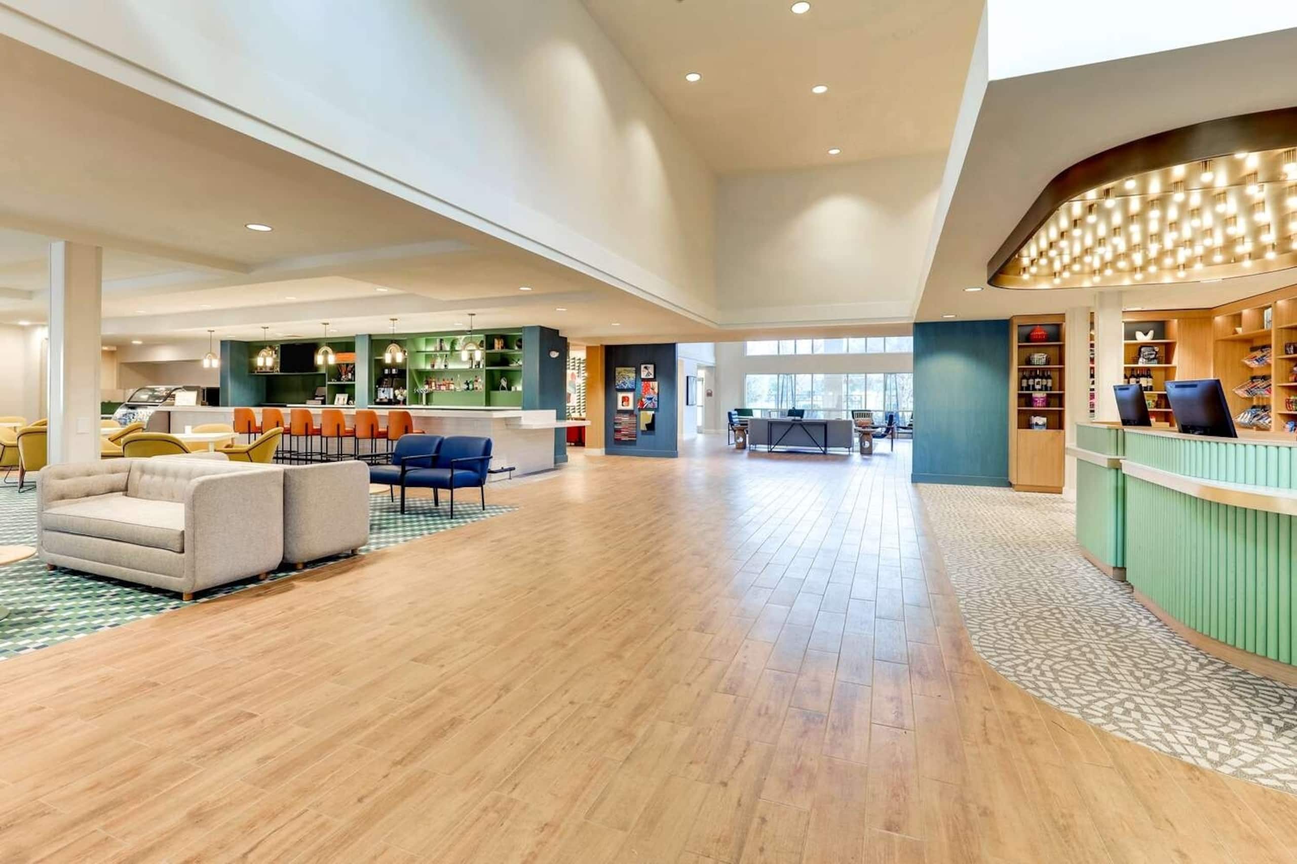 Hotel in South San Francisco · ★4.54 · 2 bedrooms · 2 private baths - Image 25