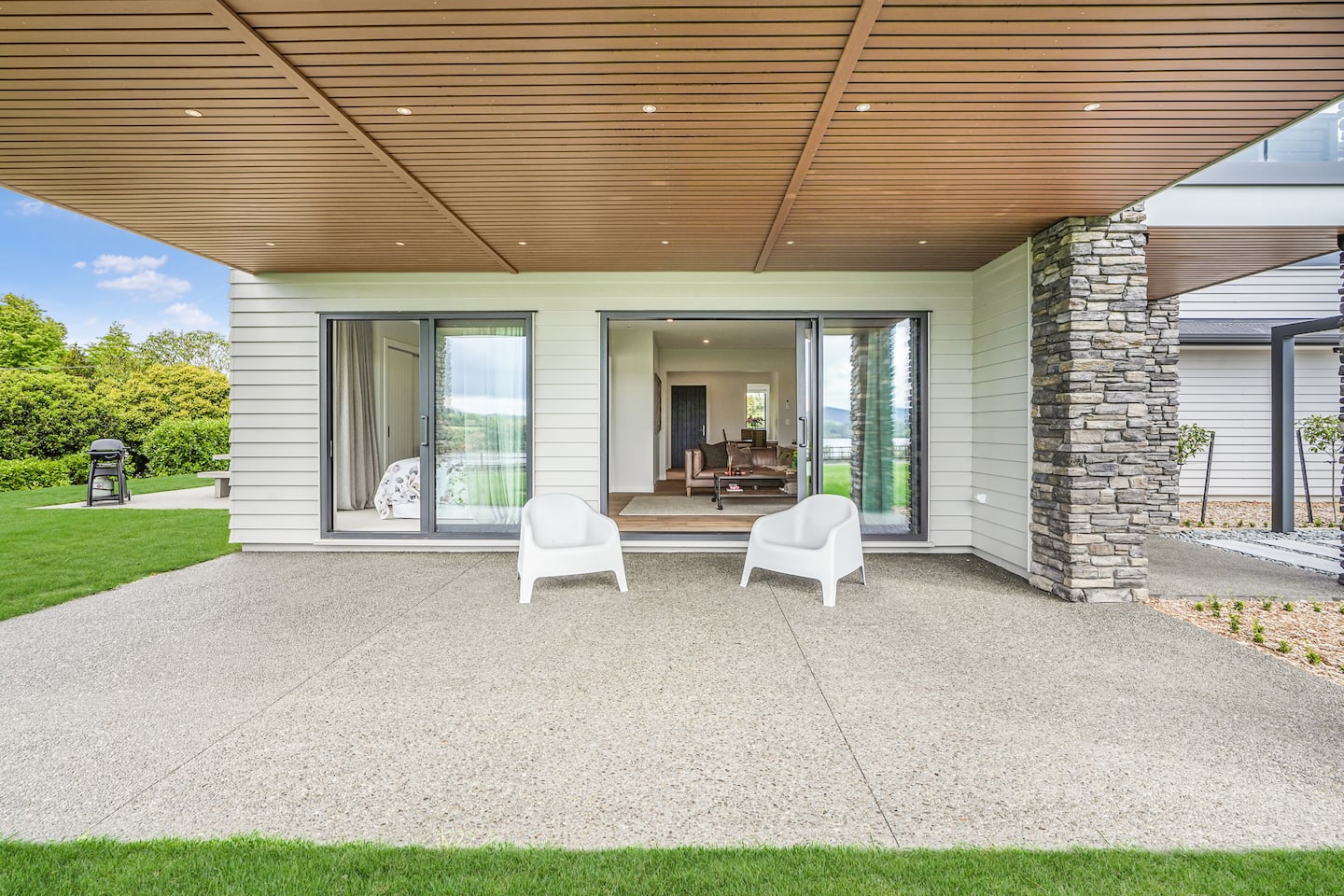 Lakeside Karapiro Downstairs Apartment 2