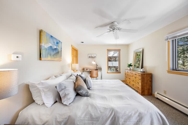 Ძირითადი საძინებელი