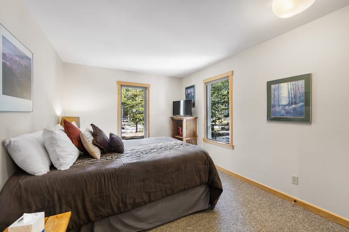 Სტუმრების საძინებელი