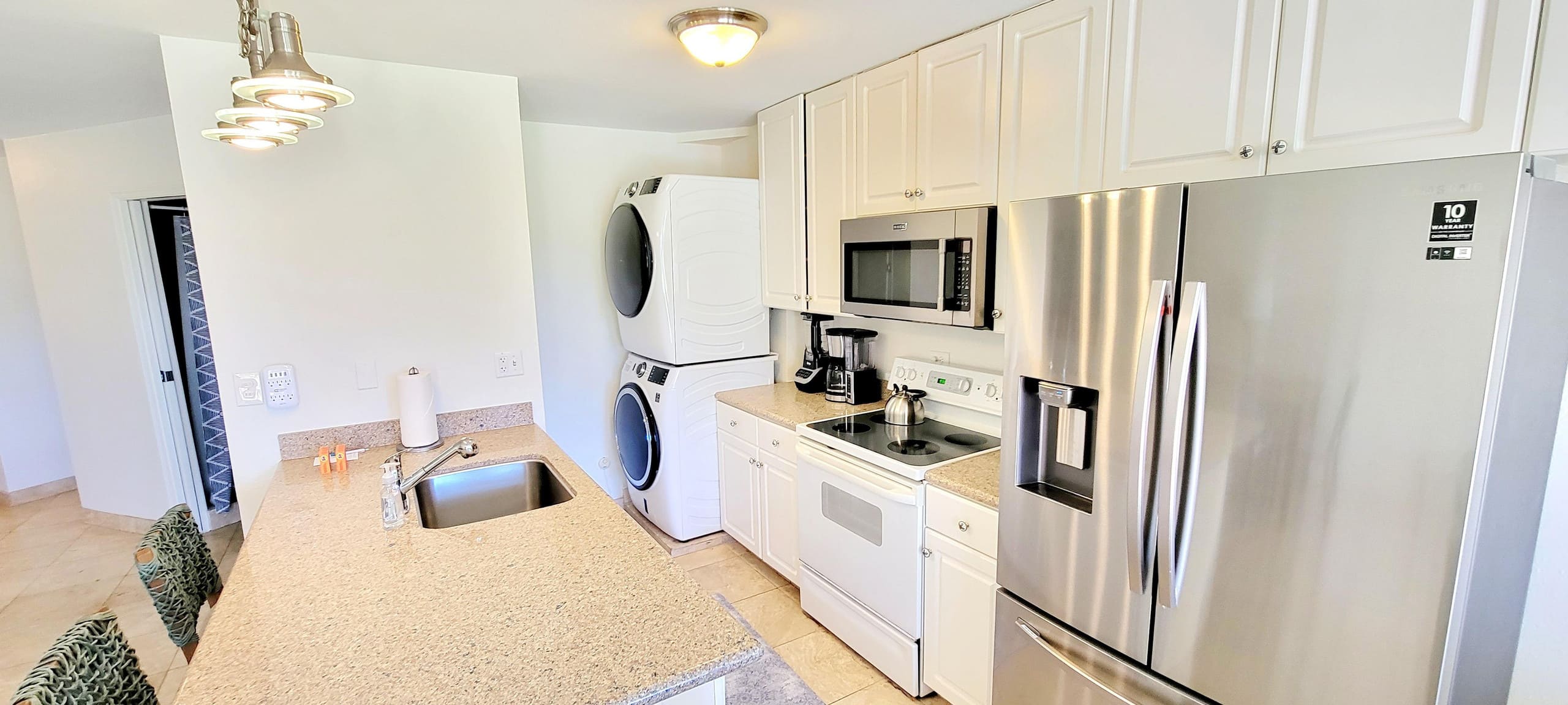 Condo in Kihei · ★5.0 · 1 bedroom · 2 beds · 2 shared baths - Image 17