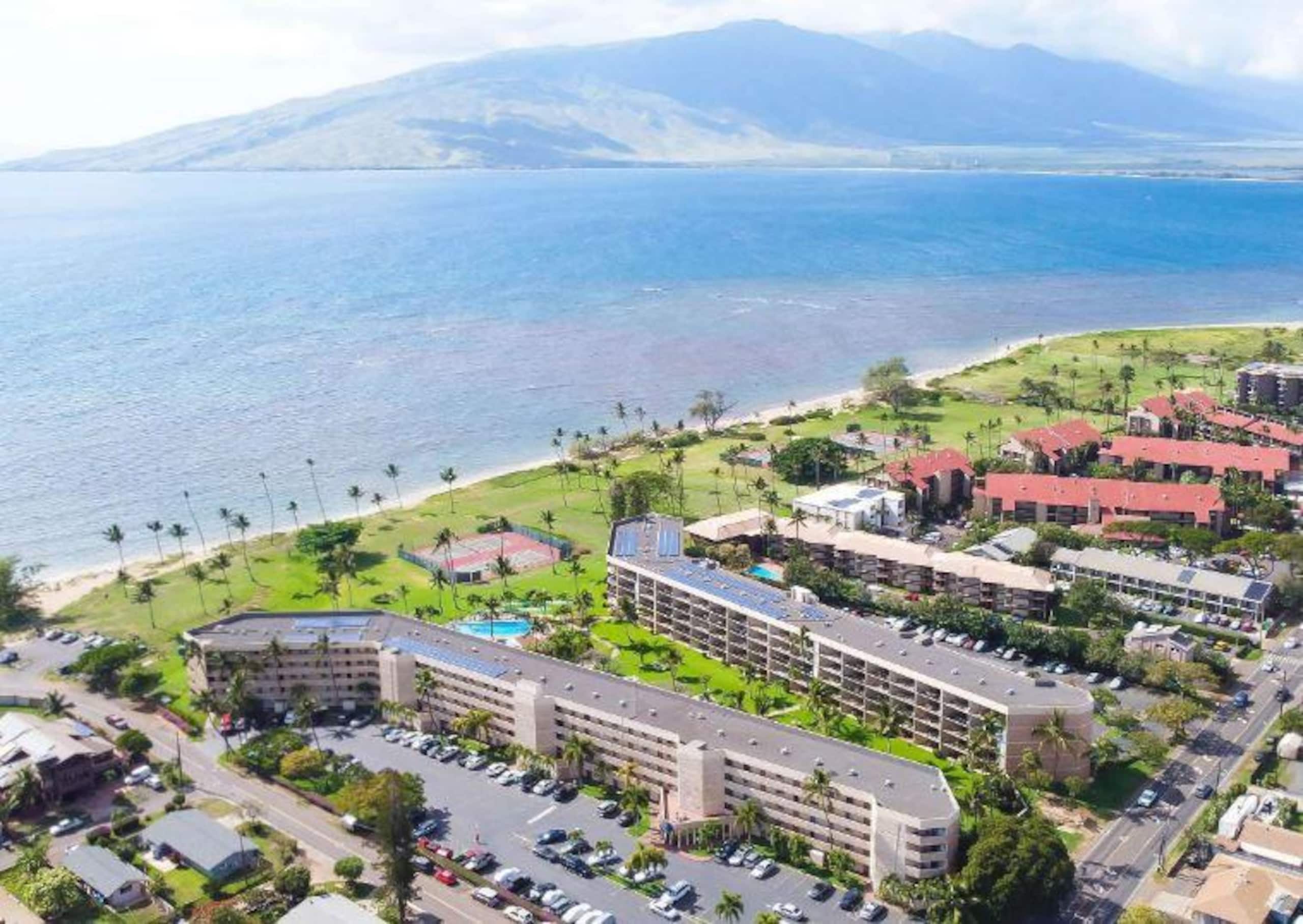 Condo in Kihei · ★5.0 · 1 bedroom · 2 beds · 2 shared baths - Image 2