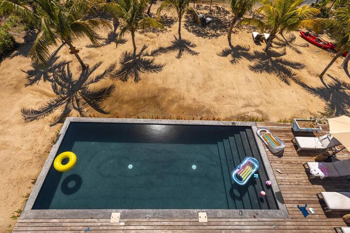 NEW Modern Ocean Front Villa on Private Island gallery image 4