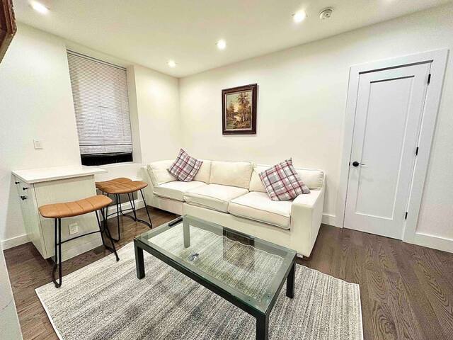 Prime soho 2 bedroom gallery image 4