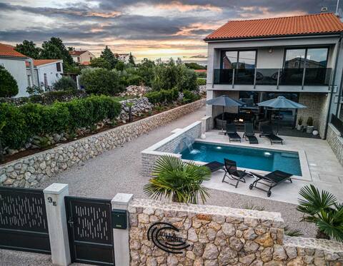 Villa More with heated pool