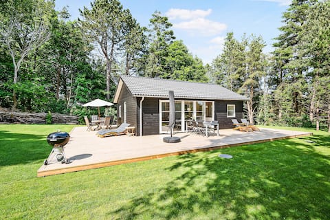 Beautiful newly built house in lovely.