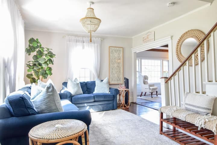 Antique Dennis Getaway With Firepit & Ev Charger, - Harwich, MA
