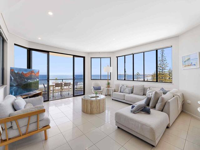 Stunning Penthouse with Private Rooftop