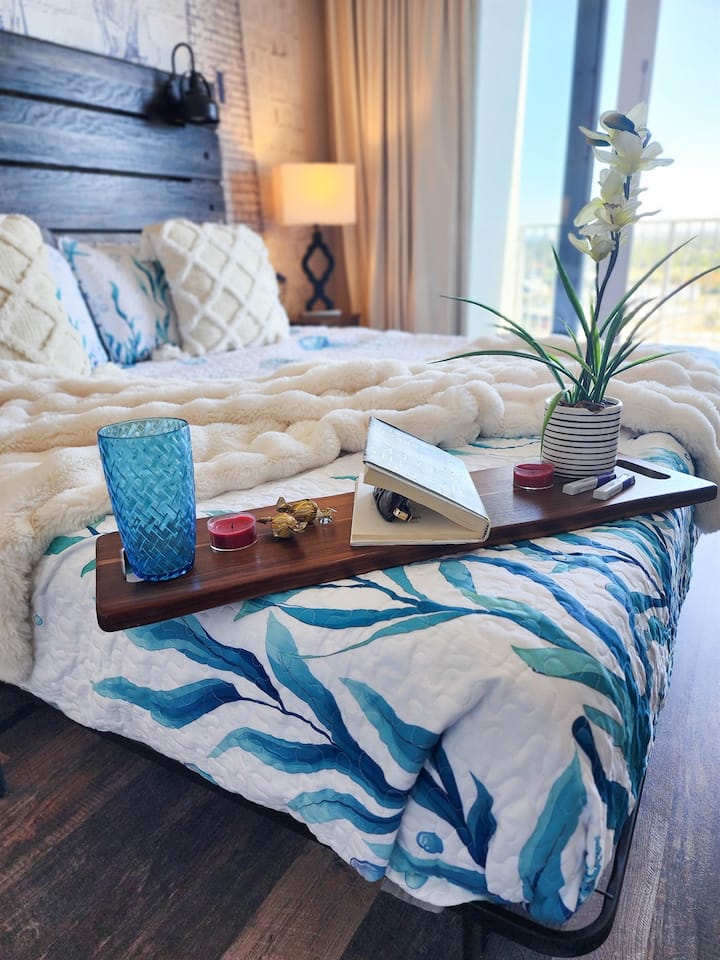 Exceptional Penthouse, Views, Amenities And Feel - Panama City Beach, FL