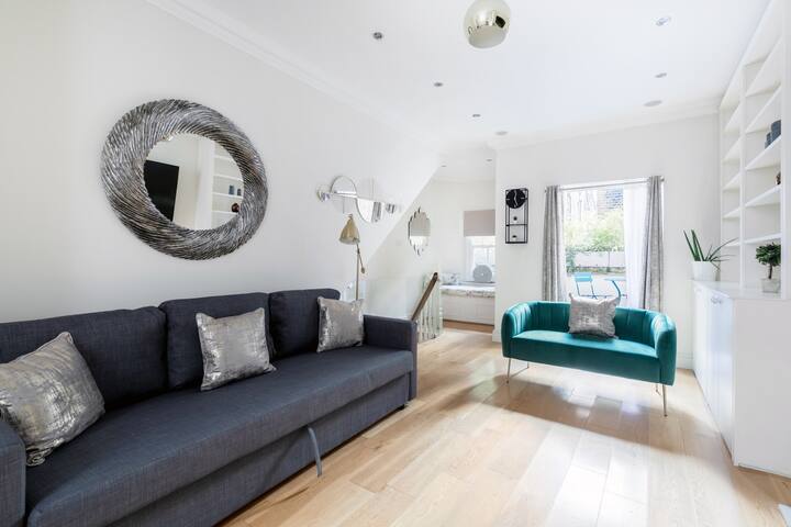 Beautiful 4 Bedroom House near Paddington Station gallery image 3