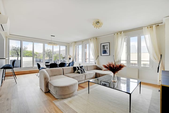 Stunning apartment with terrasse for 8 people