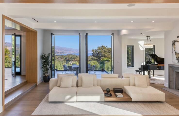 Malibu Point Dume Estate Pool/Theater/ Ocean View