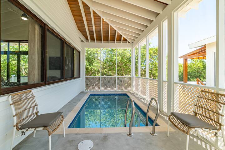 Backroads Sunset + The Pool Club at Mahogany Bay gallery image 2