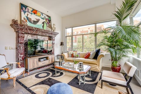 Luxe Condo w/ Private Patio & Perks in Emeryville!