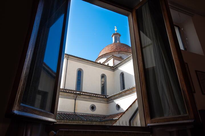 Spacious family flat S. Spirito 8 sleeps gallery image 4