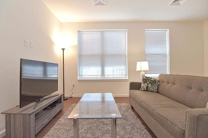 Luxury Studio | Conference & Work Spaces - Boston, MA