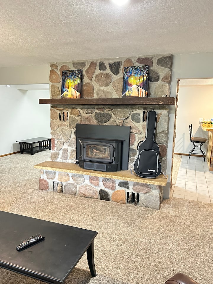 Всекидневна, в долната част на стаята