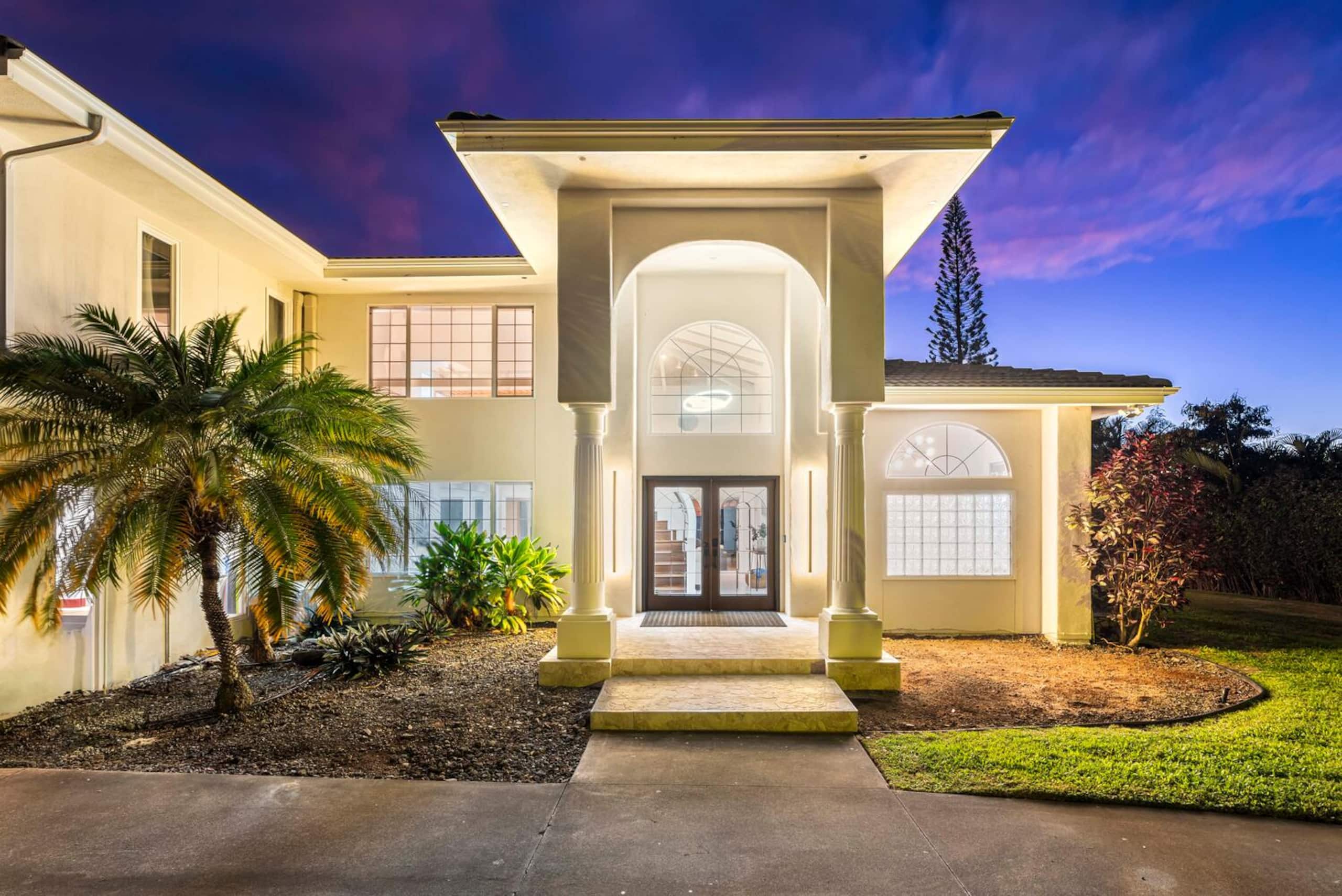 Home in Kailua-Kona · ★4.53 · 3 bedrooms · 6 beds · 3 baths - Image 51