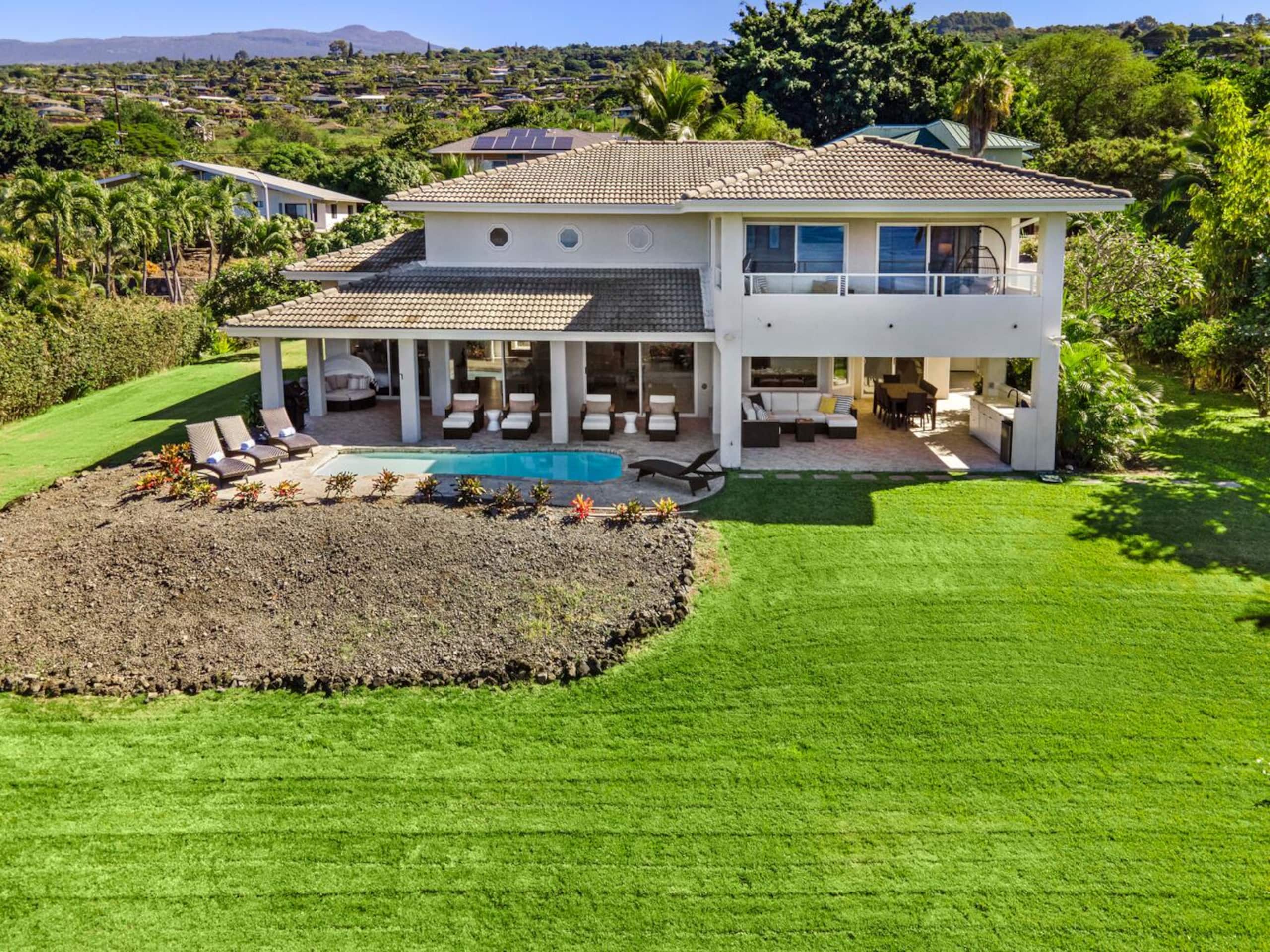 Home in Kailua-Kona · ★4.53 · 3 bedrooms · 6 beds · 3 baths - Image 21