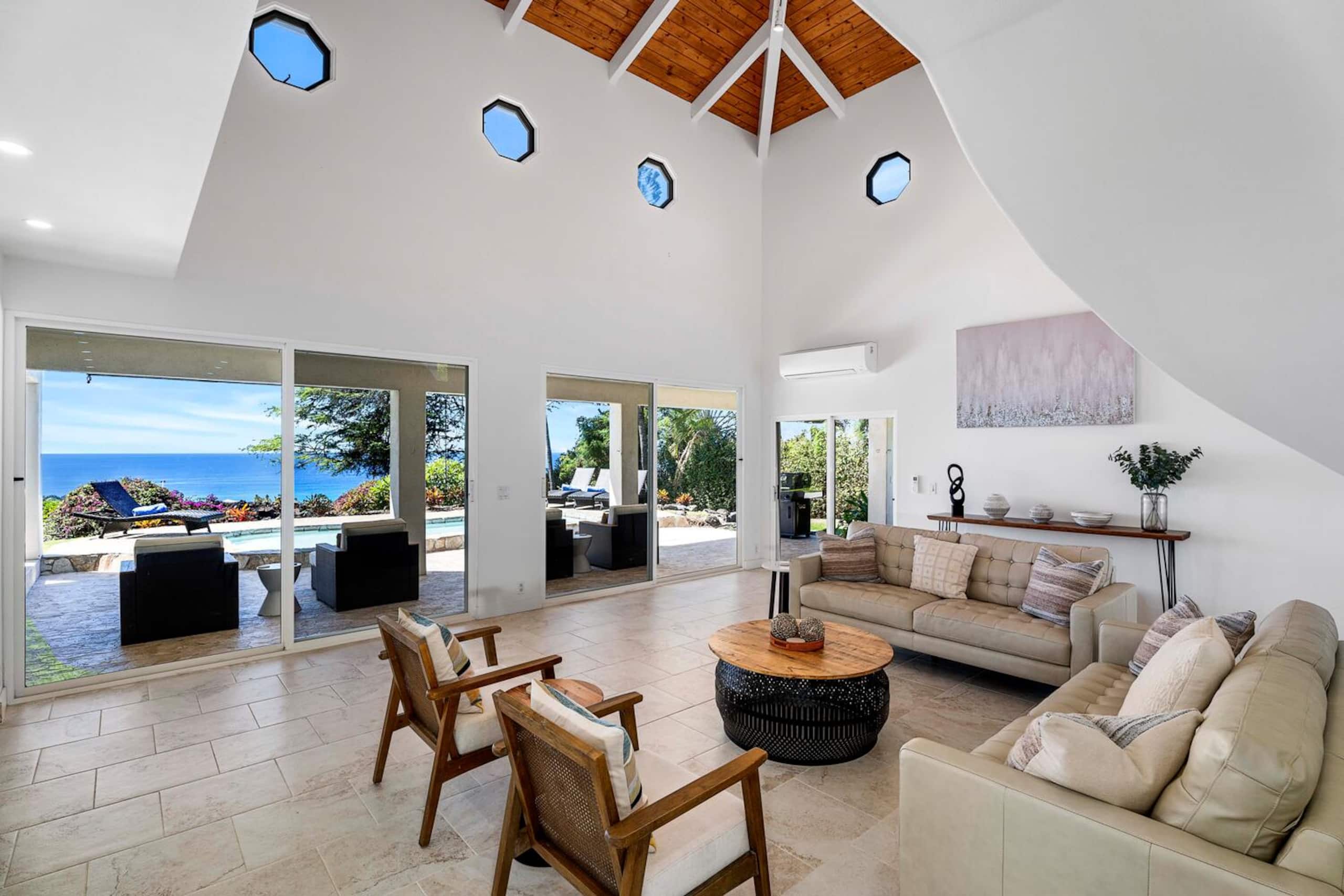 Home in Kailua-Kona · ★4.53 · 3 bedrooms · 6 beds · 3 baths - Image 19