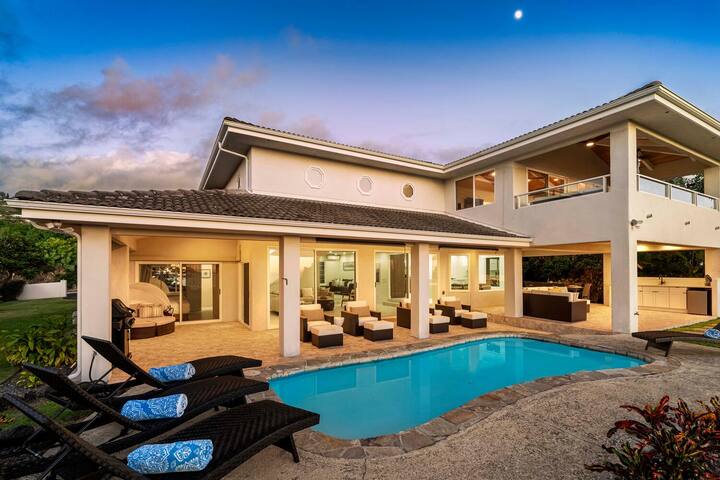 Ho’okipa Hale: Luxe Home Wade Pool, Ocean Views
