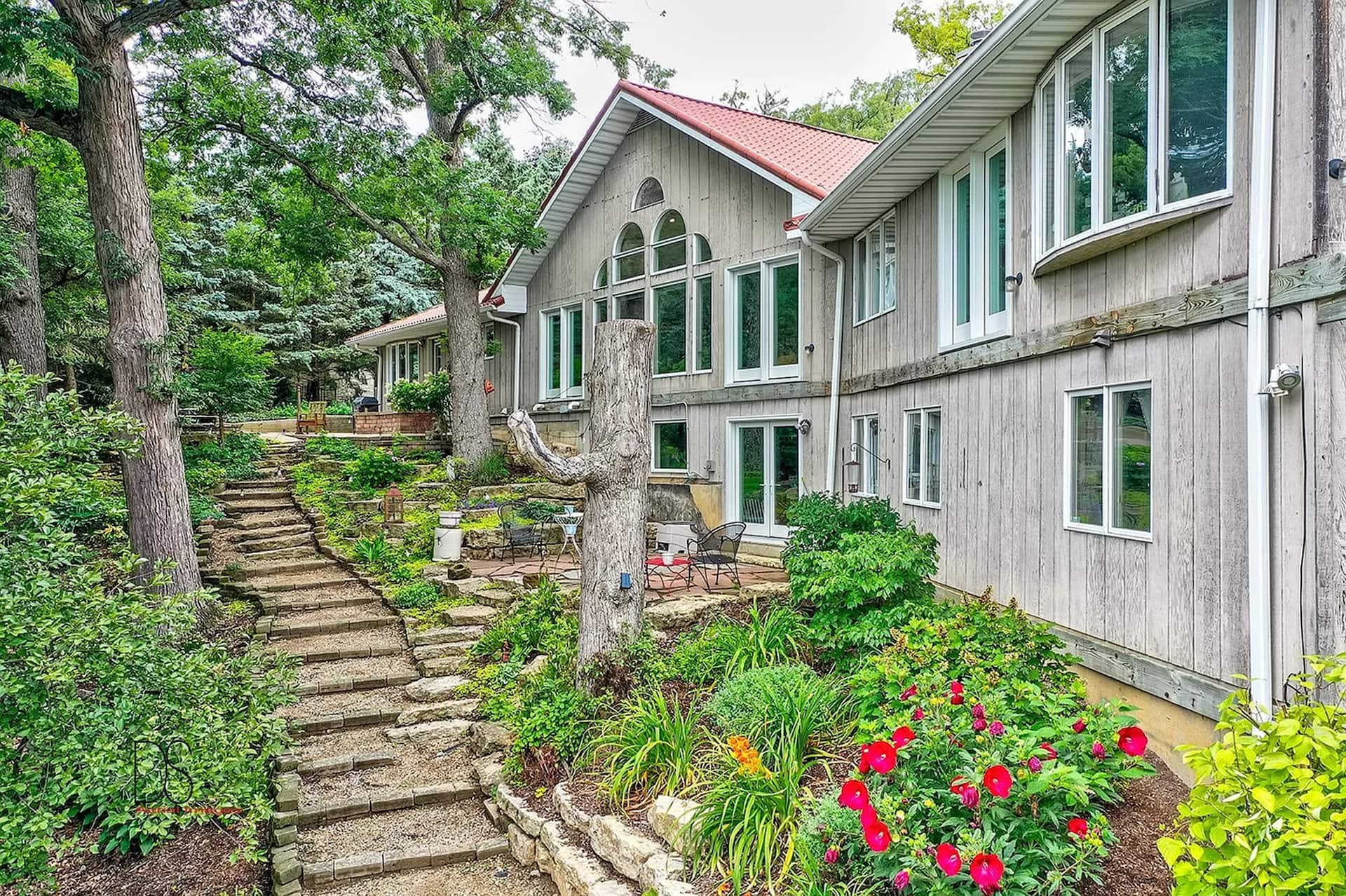 22min to Starved Rock: Ultimate Vacay Villa - 3891