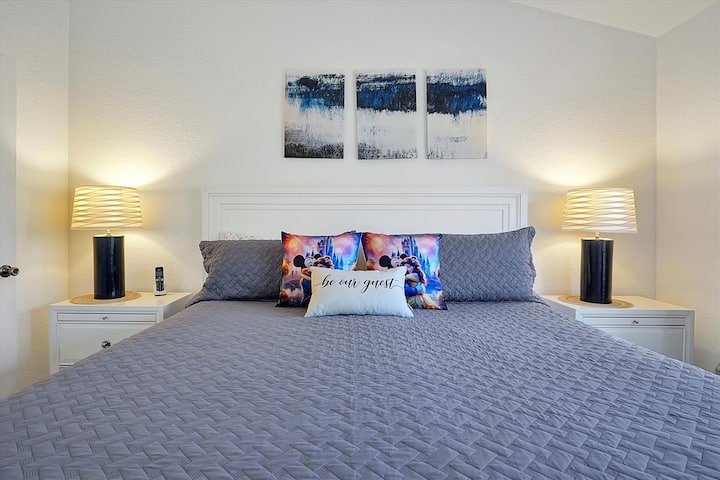 Maters King Bedroom  Beauty & Beast Theme