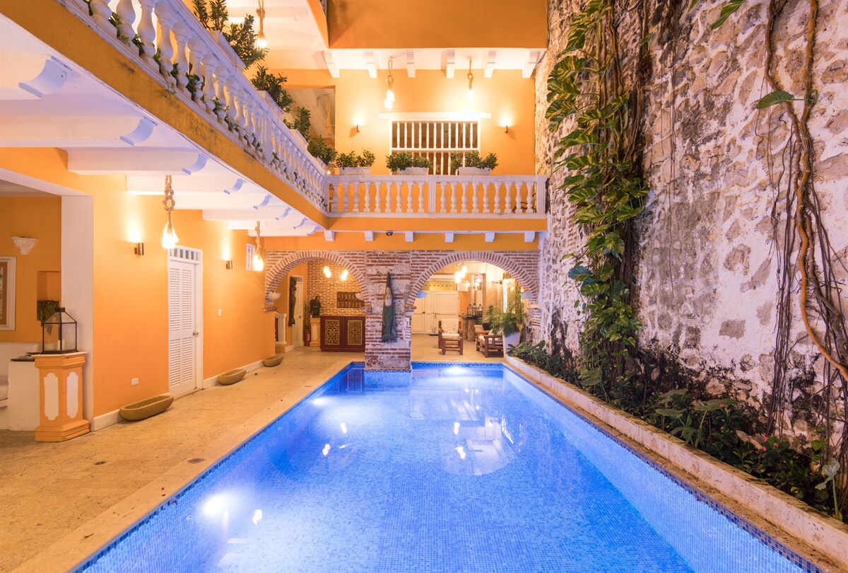 15BR Villa in Cartagena — photo 1