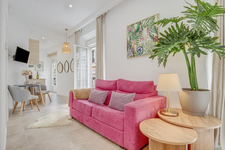Elegant Loft W/ac, Balconies & Historic City Views - Málaga