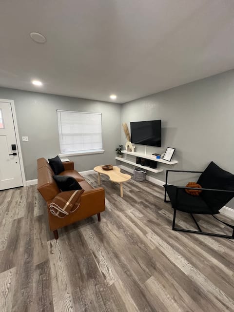 Top Airbnb: Kid-friendly Home w/ Pool & BBQ in Winter Haven