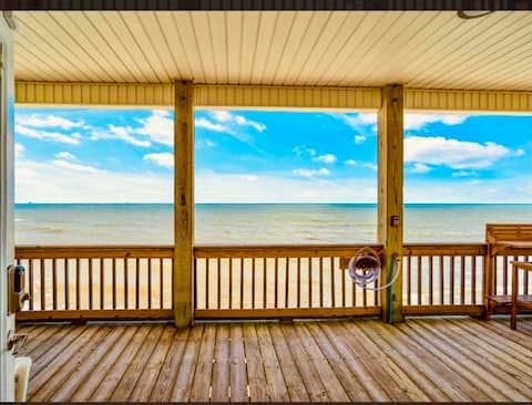 Whole OceanFront home in Cameron near Holly Beach