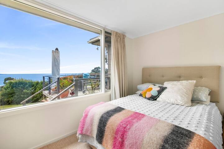 Sunrise in Lorne gallery image 5