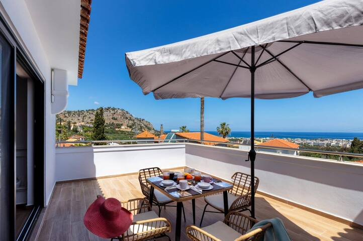 Villa Annalena by Villa Plus gallery image 3