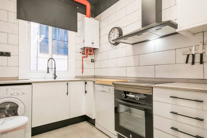 Sweett | Midtown Llimona gallery image 4