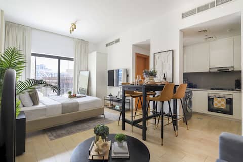Successful Airbnb property: Bright Studio near Miracle Garden - Barsha South! in Al Barsha South Third
