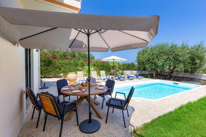 Villa Nefeli Green by Villa Plus gallery image 2