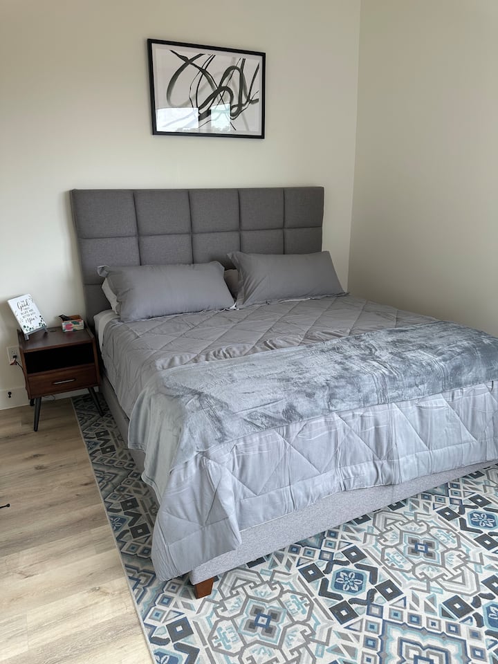 Spálňa s manželskou posteľou King 2