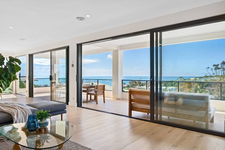 Luxury Entertainer – Bay Views, Infinity Pool gallery image 2