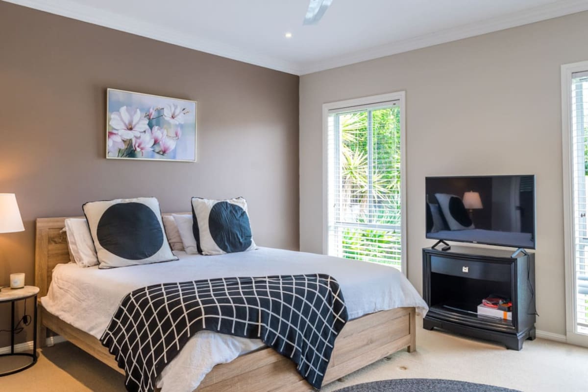 2米宽双人床，让您感到舒适