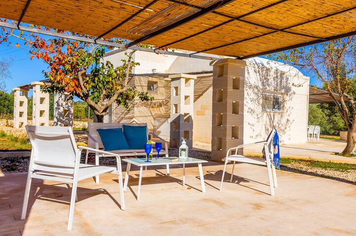 Villa Santa Lucia by Villa Plus gallery image 5