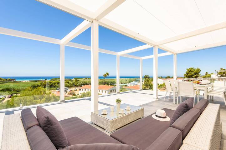 Villa Dolce Vita by Villa Plus gallery image 2