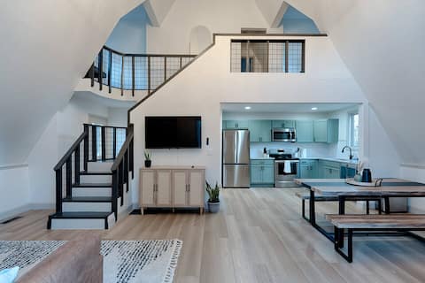 Lake Cumberland Cabin - Spa, Firepit, Scenic Views