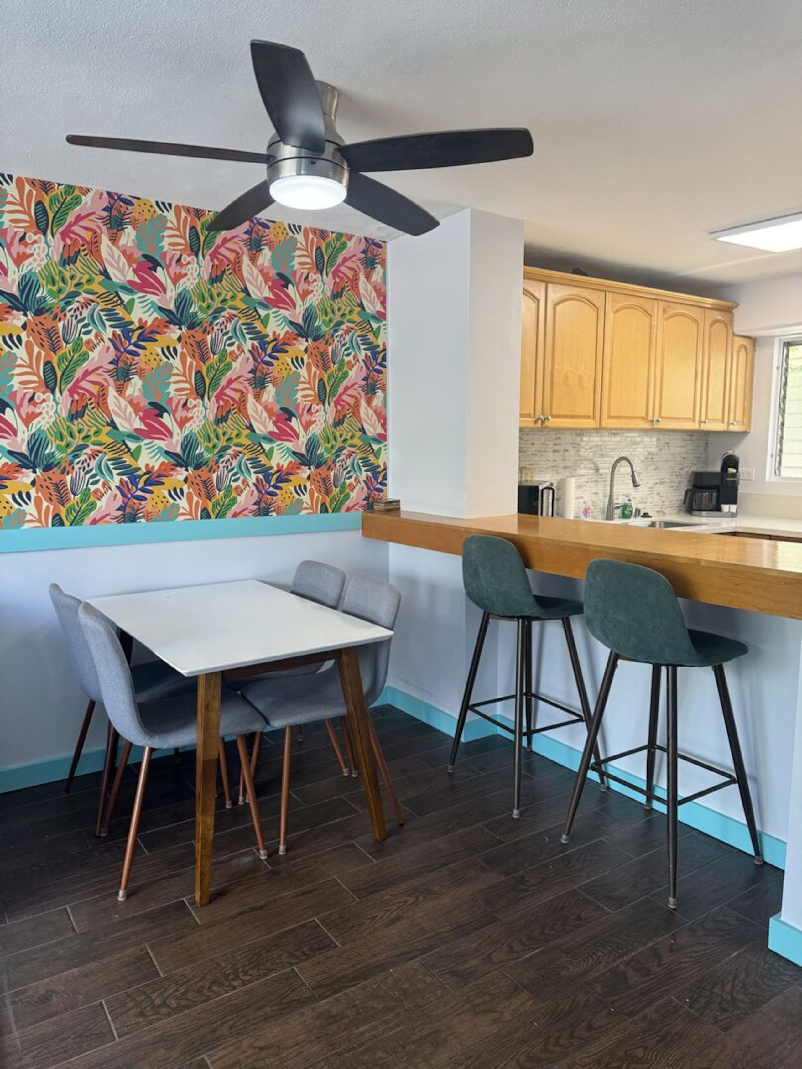 Condo in Honolulu · ★4.48 · 2 bedrooms · 4 beds · 1 private bath - Image 12