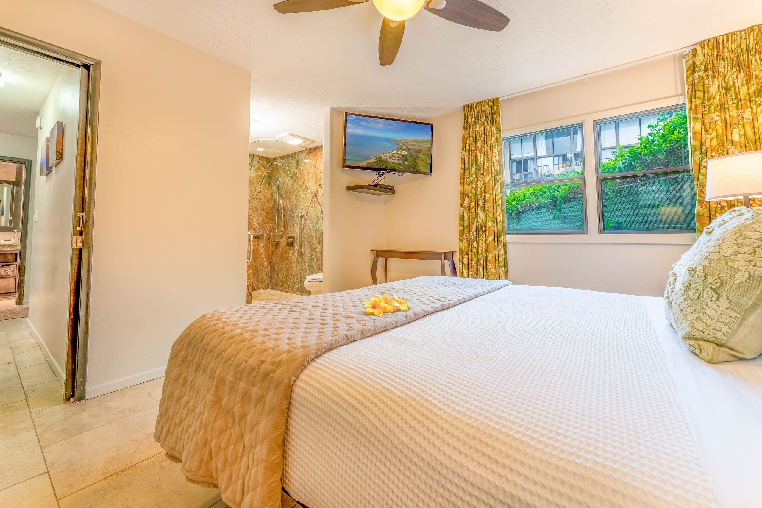 Condo in Wailuku · ★4.74 · 2 bedrooms · 4 beds · 2 baths - Image 17
