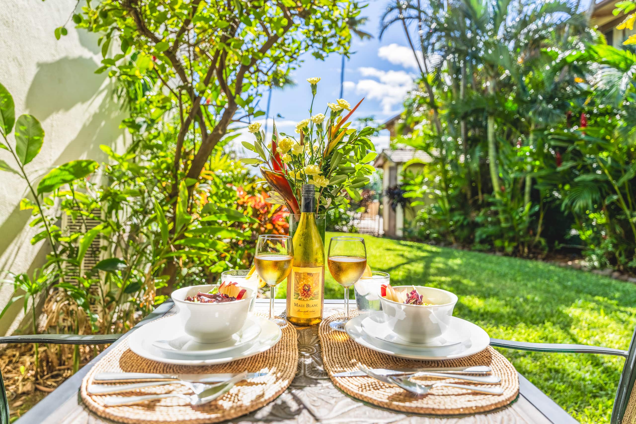 Condo in Wailuku · ★4.74 · 2 bedrooms · 4 beds · 2 baths - Image 3